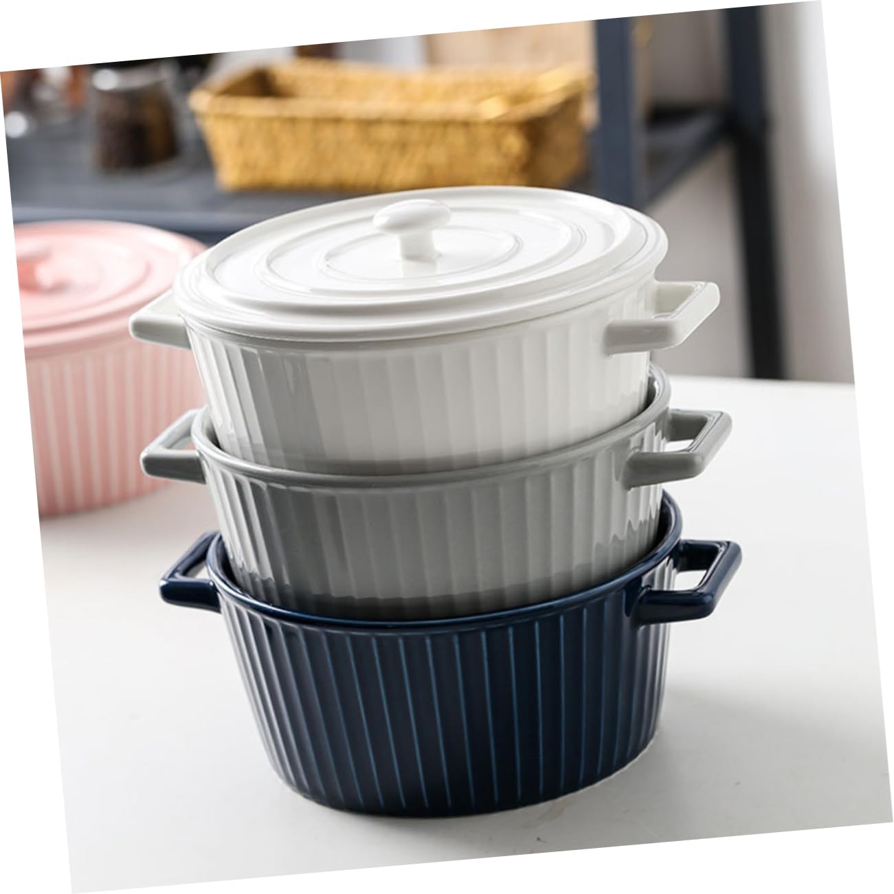 Bol avec Couvercle à Double Anse en Céramique Blanc | Compatible Micro-ondes, Isolation Alimentaire, Usage la Cuisine et Mélange de Salade, Format Simple et Moderne