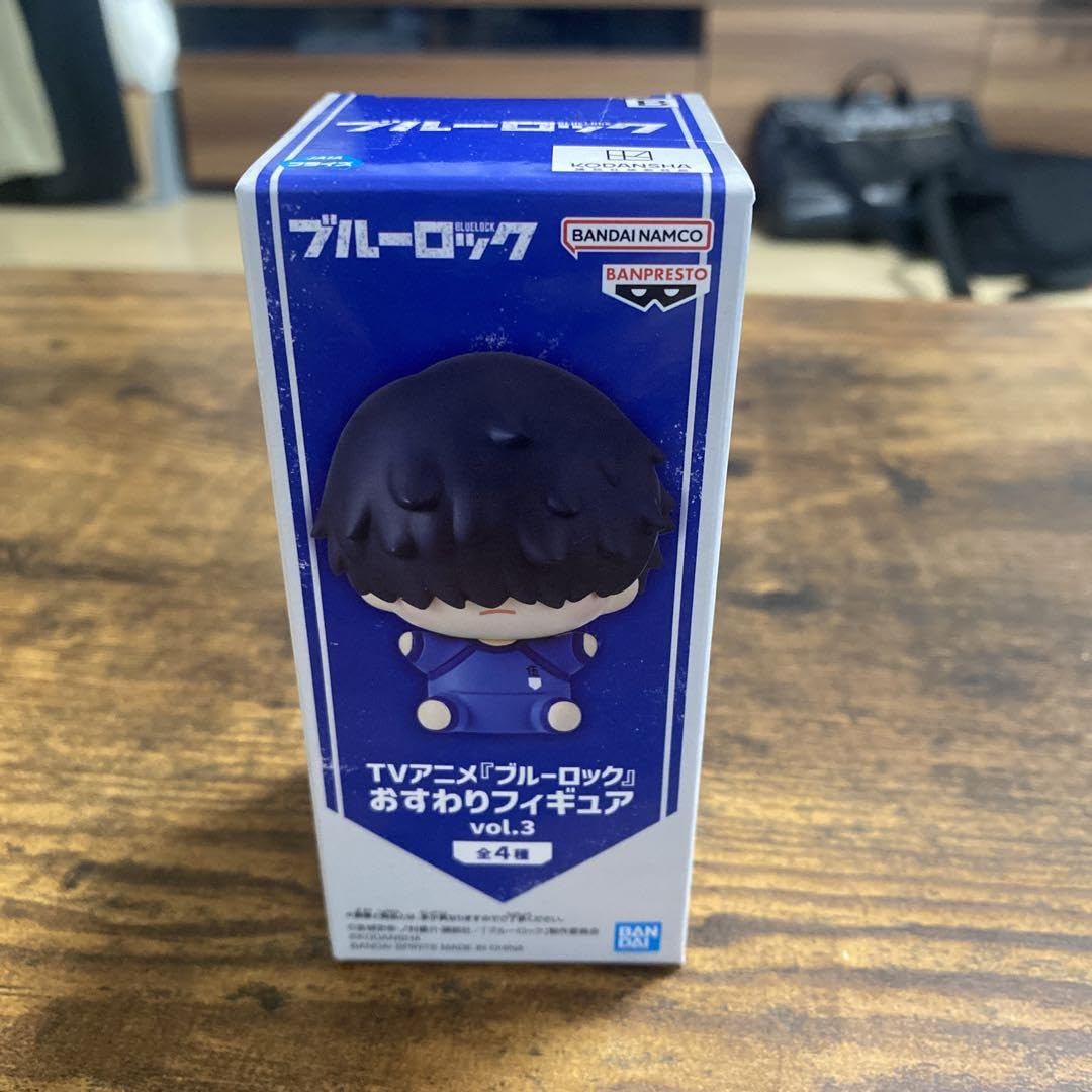 Amazon.co.jp: ニ子一揮 ブルーロックおすわりフィギュアvol.3 : おもちゃ 