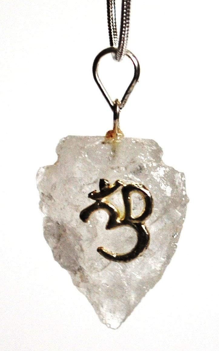 Krystal Gifts UKStone of Powerful Healing - Reiki Energy Charged Raw Clear Quartz 'Om' Arrowhead Pendant with Silver Chain (Beautifully Gift Wrapped)