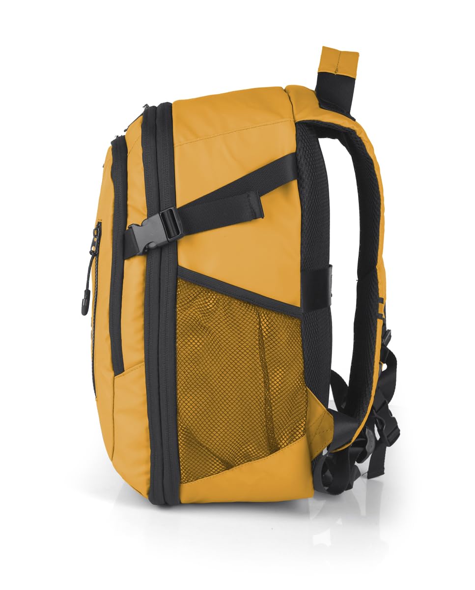 Gabol - Mochila de Viaje Underseat Canada con Capacidad 20/23L - Equipaje Ligero de 0,62kg y Medidas 25x40x20/23 cm - Material Piel Sintética + Textil - Diseño Español - Color Mostaza