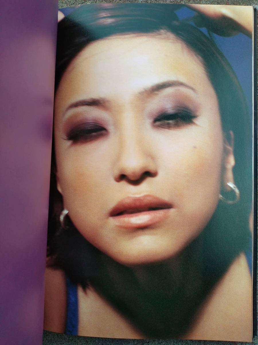 Amazon.co.jp: Moi-Cree モアクレエ 斎藤陽子写真集 撮影:緒方