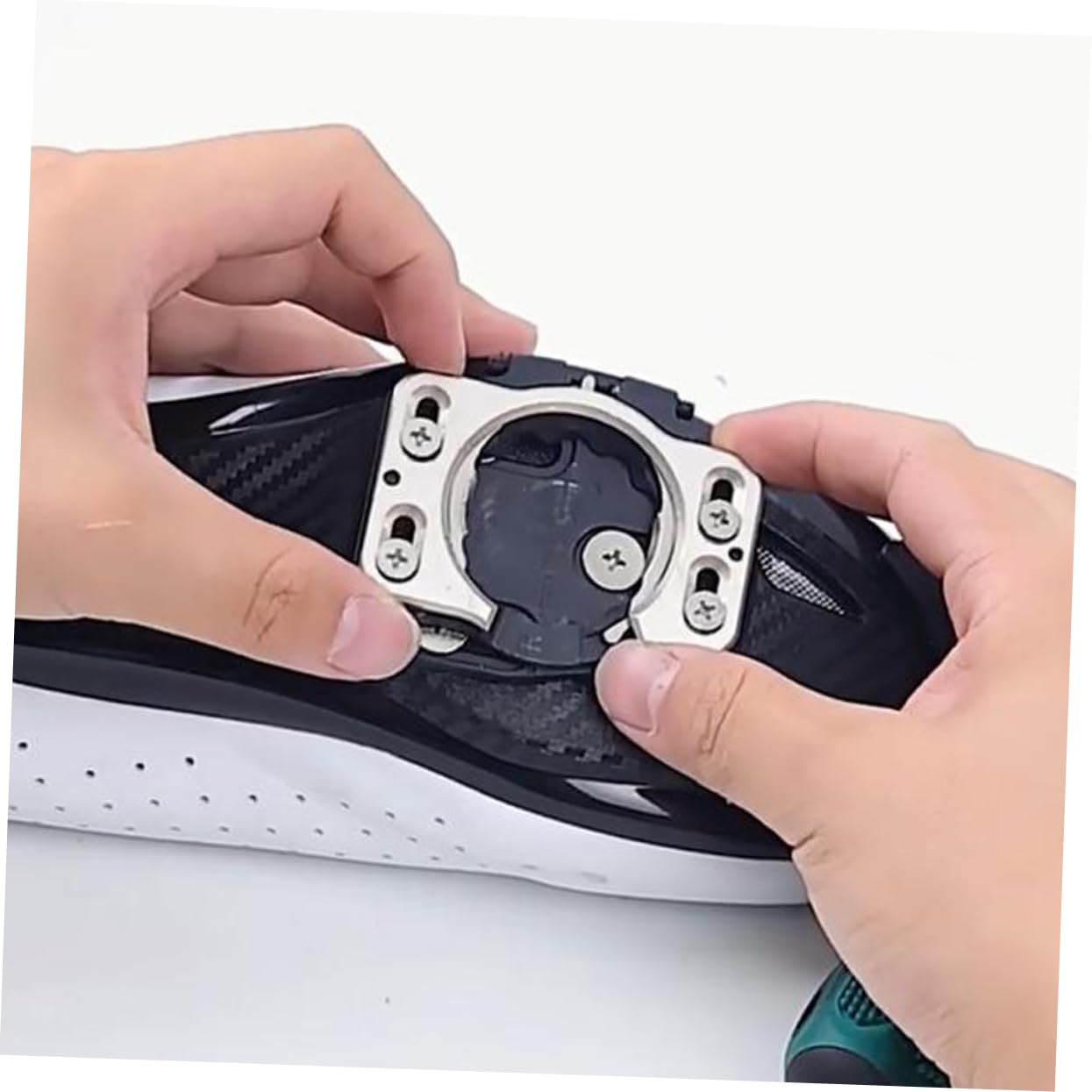 Mikikit 2pezzi Tacchette Sgancio Rapido Per Bici Da Copritacchette in Inossidabile e Adattatori Per Pedali Da Piastra Per Tacche Per Scarpe Accessorio Per Bici