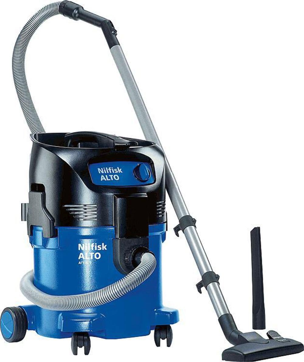 Nilfisk 302003405 - Aspirador de agua y polvo, 1500 W, depósito 30 l, caudal de aire 3700 l/min, color negro y azul