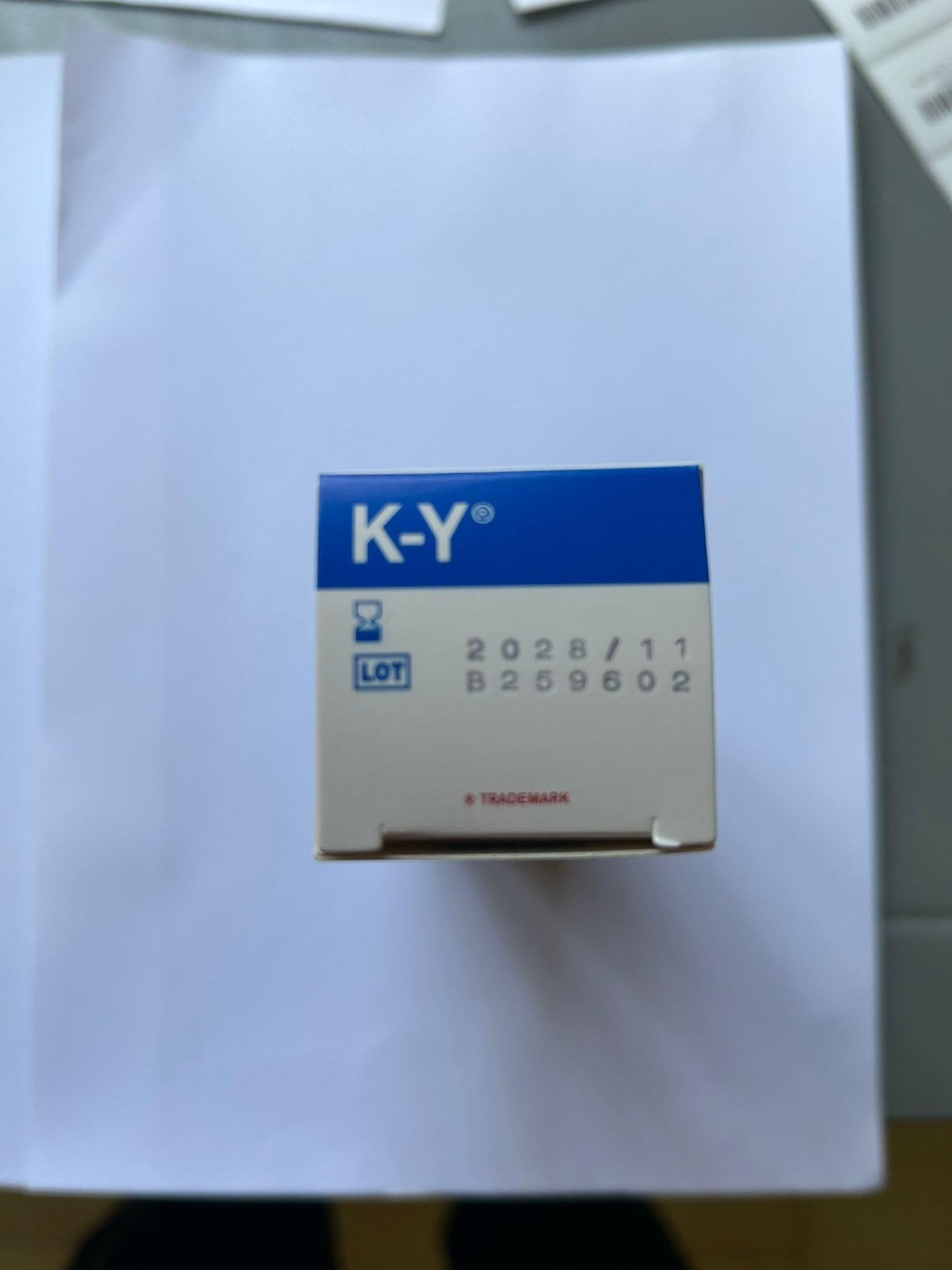 K-Y lubricante - lubricante estéril en un tubo de 82 g - paquete de 3(3x82g tubo)