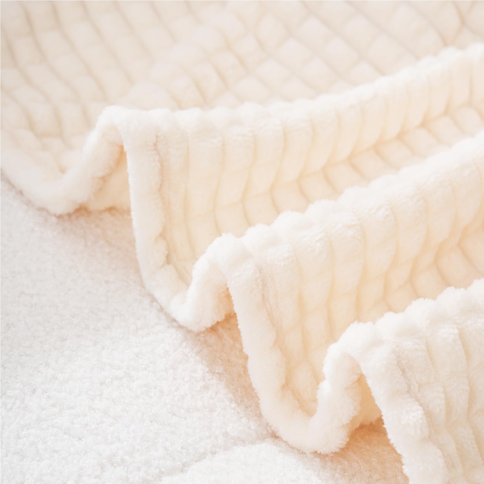 Puncuntex Coperta in pile bianco crema 228 x 228 cm con design a griglia quadrata