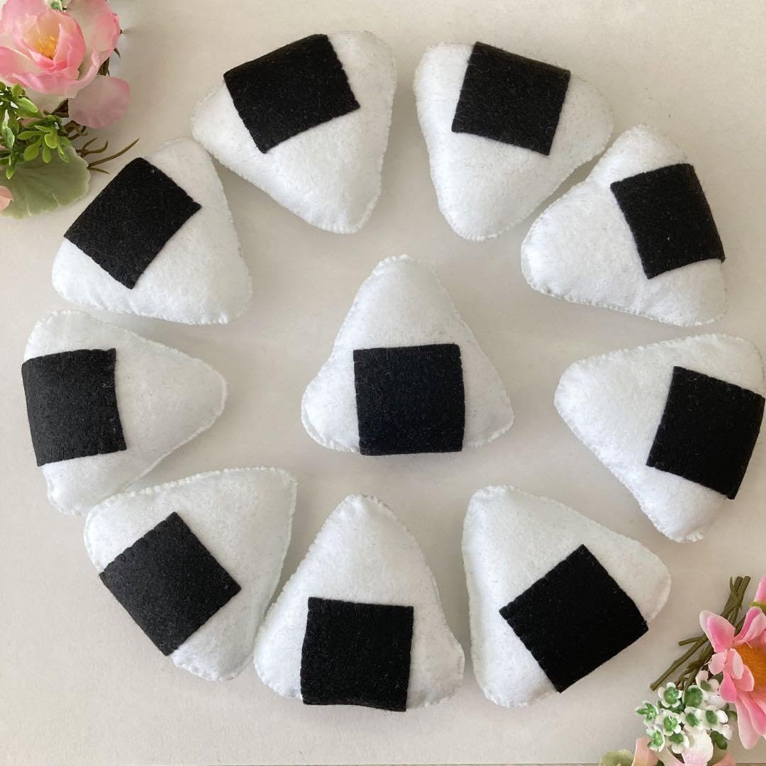 フェルト　おにぎり　オーダー受付中 フェルト おにぎり オーダー受付中 - メルカリ