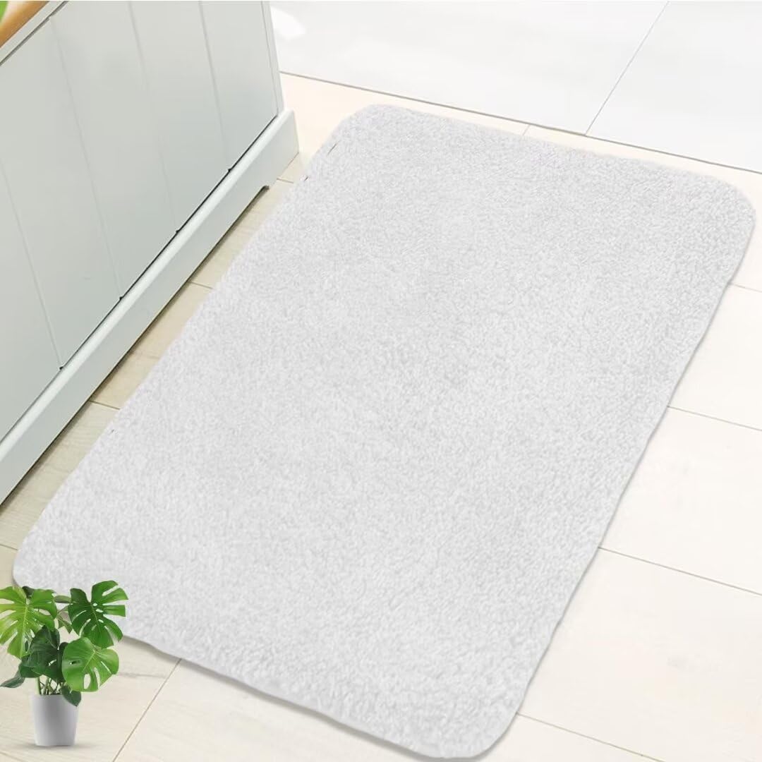 Tapis de bain en microfibre douce et blanche, l'élégance antidérapante