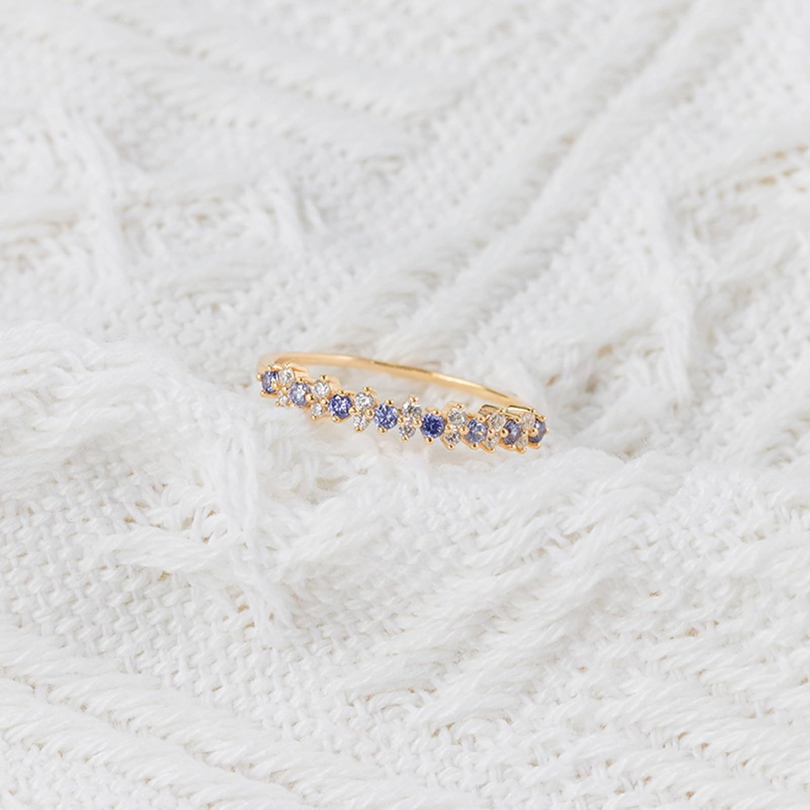 Anillo apilable de oro rosa 9 K/14 K/18 K para mujer, anillo fino con tanzanita sintética delicada