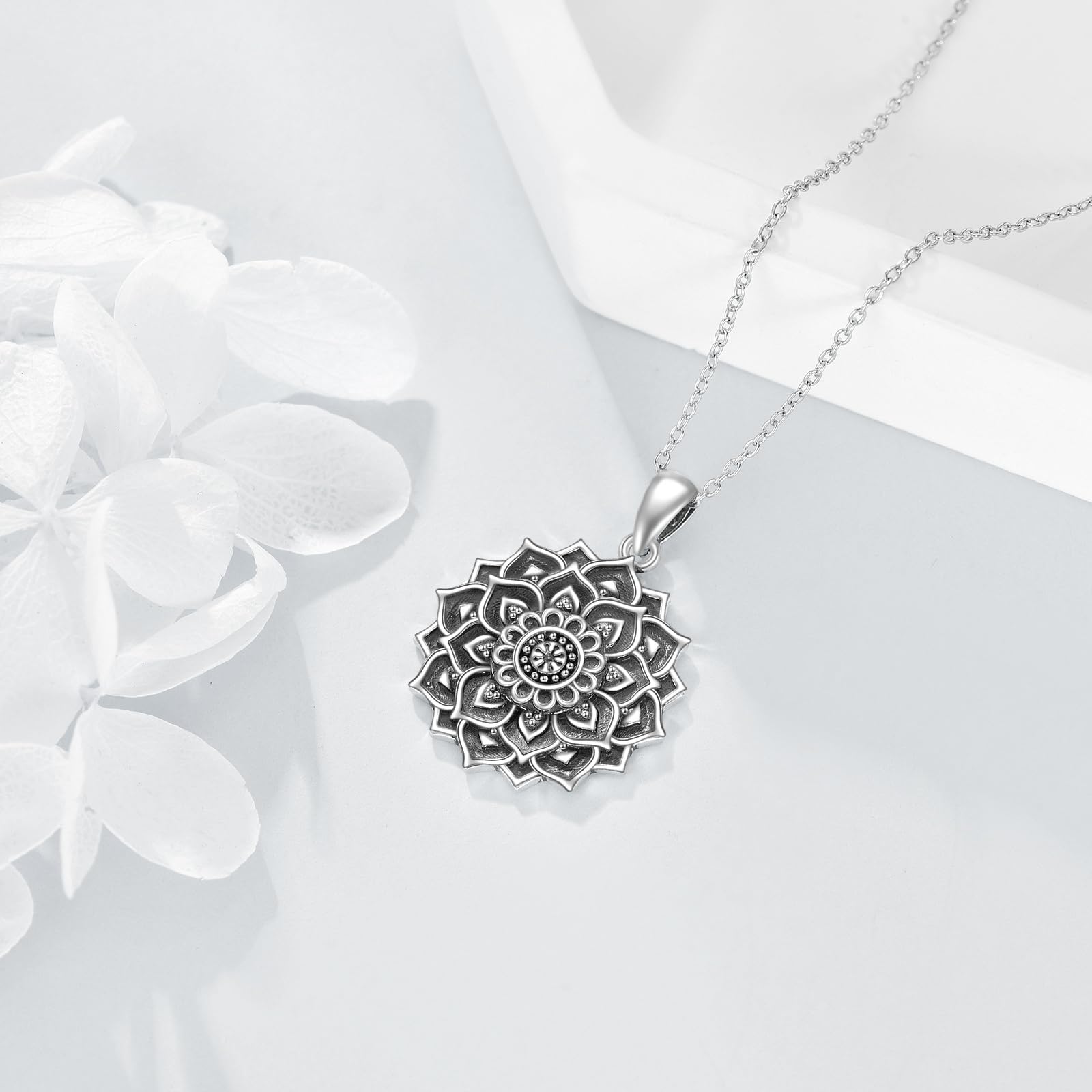 YAFEINI Lotus Kette für Damen Sterling Silber Lotus Halskette Anhänger Schmuck Mütter Tag Geburtstag Geschenke für Mädchen