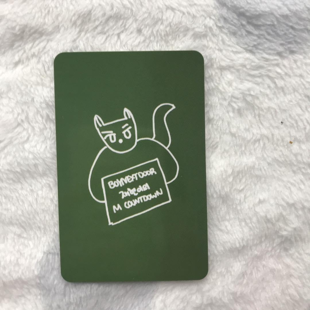 Amazon.co.jp: boynextdoor MC 人気歌謡 ジェヒョントレカ : おもちゃ 