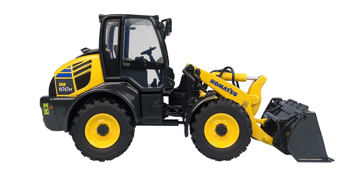 Universal Hobbies - Komatsu WA100M-8, UH8145