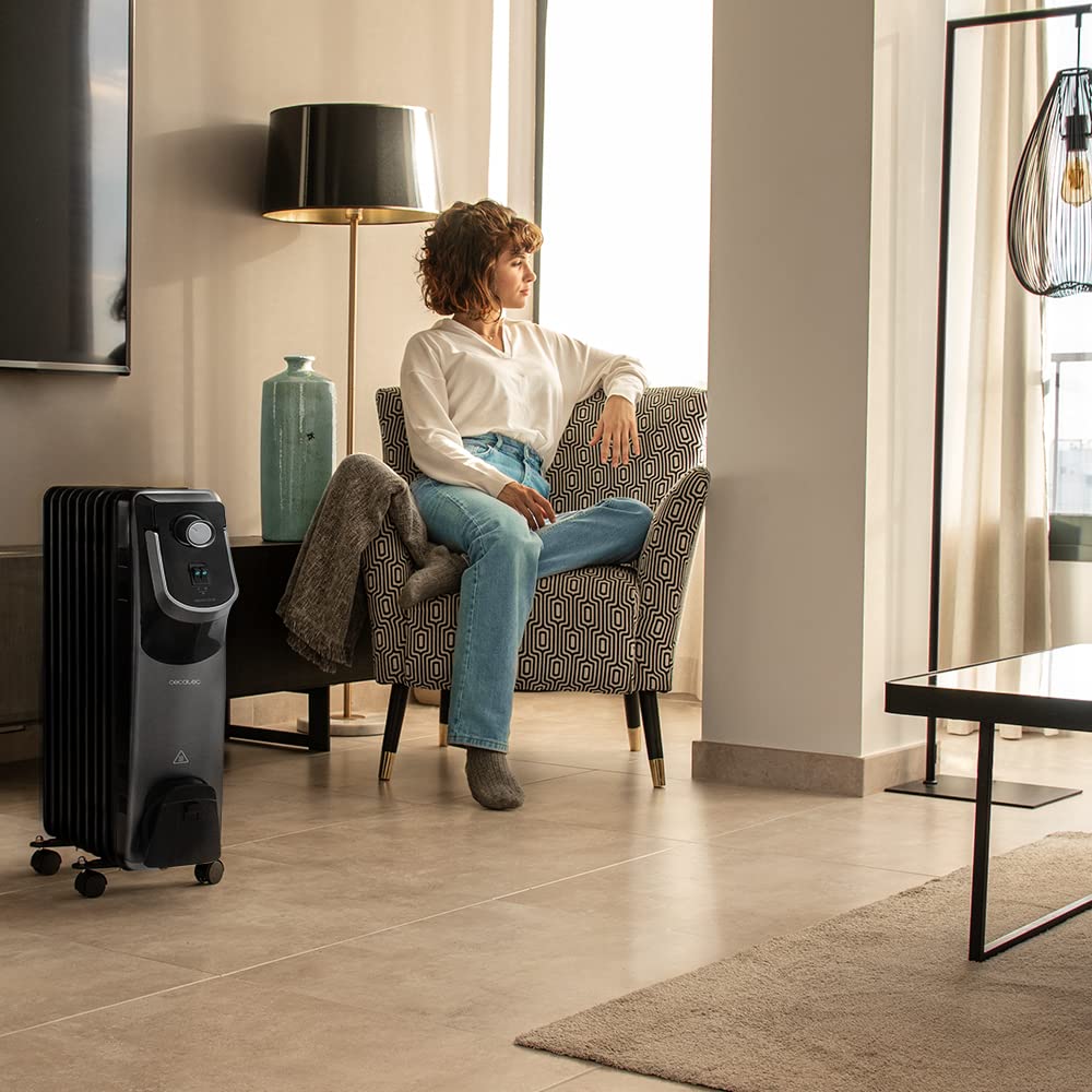 Cecotec Radiateur Électrique à Huile ReadyWarm 7000 Space 360 Black, 7 Modules, Basse Consommation, 1500 W, 3 Niveaux, Range-câble, Technologie 360, Système Sécurité, Surface jusq'à 18 m2