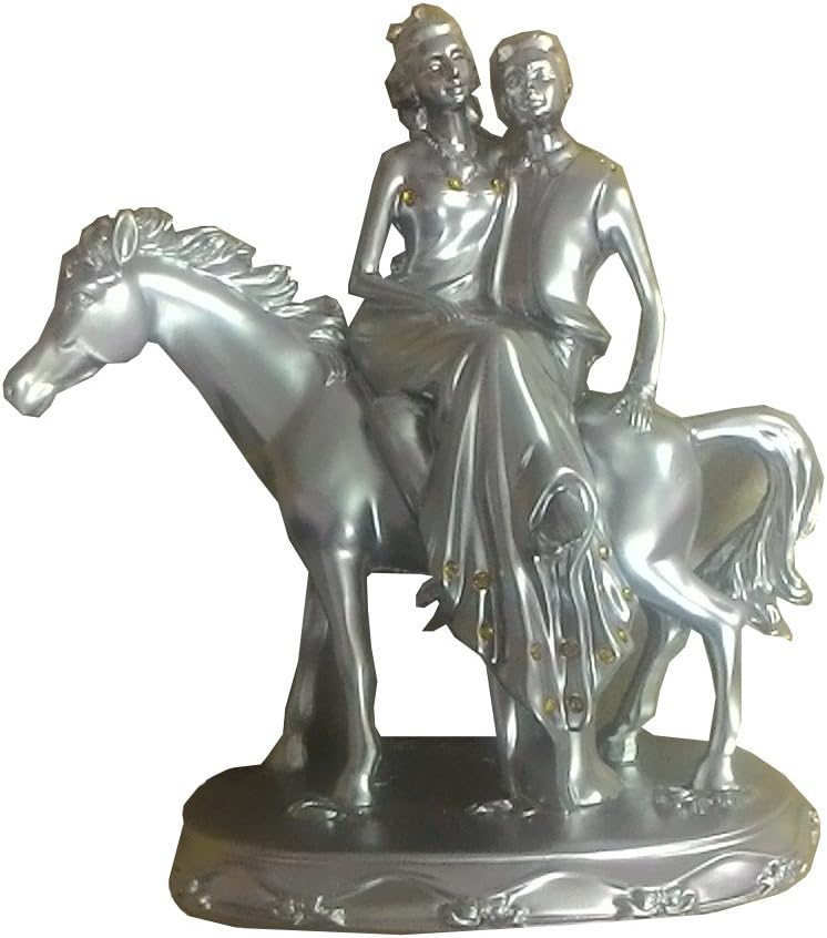 SPORTS HOUSE ; PLAY TO WIN SportsHouse Horse Riding Bride and Groom Showpiece (14x11x7cm)