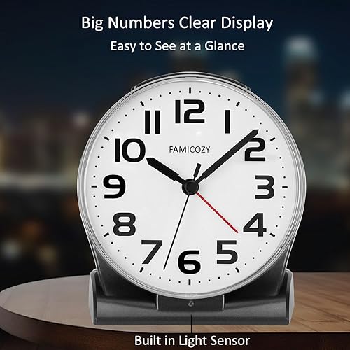 Miniatura 3 de FAMICOZY Reloj despertador con retroiluminación automática, silencioso sin tictac para personas mayores con problemas de visión, fácil