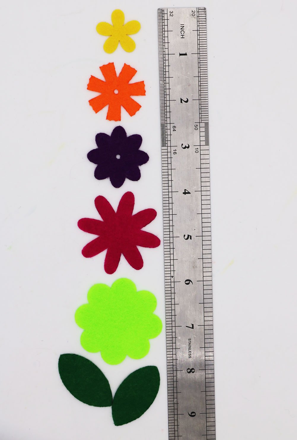 SOOKOO 5 Shapes 150 PCS Felt Flowers Fabric Flower Embellishments for DIY Crafts Sewing Handcraft, Assorted Color - Image 7