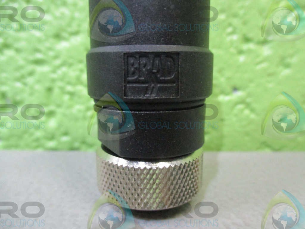 1A3000-34 (1300170004)FEMALE STAIGHT CONN.NEW IN FACTORY BAG