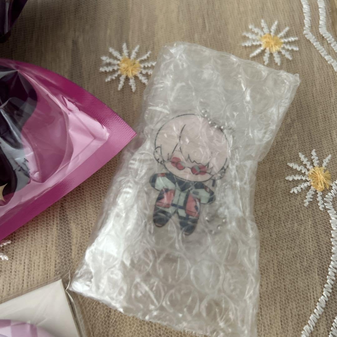 Amazon.co.jp: Paradox Live パラライ 中国限定 缶バッジ ぬいぐるみ