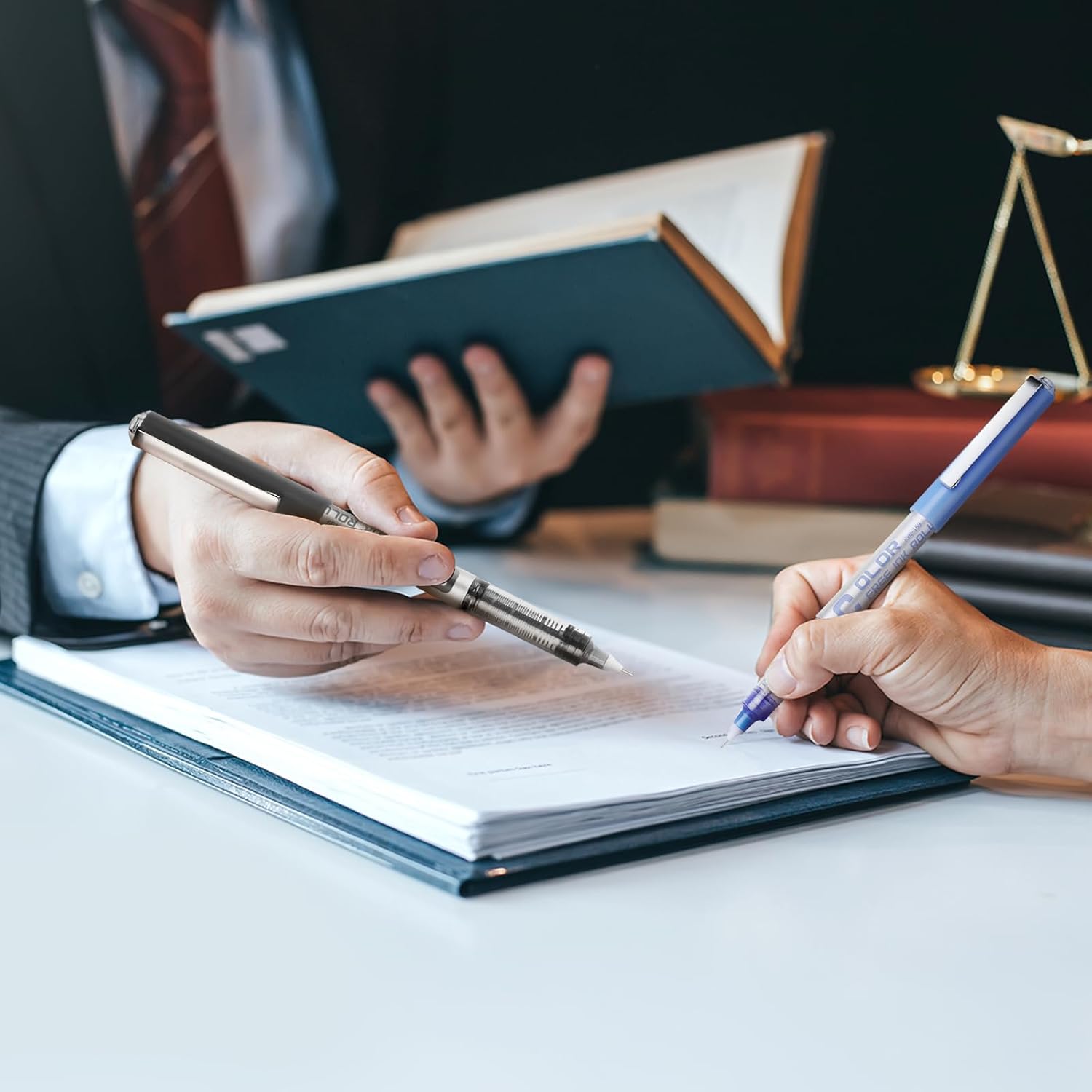 EYEYE Needle Rollerball Pens 0.5mm, 12 Pack 3 Colors Extra Fine Point Roller Ball Pen Quick Dry, Liquid Ink Pens Fine Point Smooth Writing Pen for Journaling, Note Taking, Office, School Supplies - Image 6