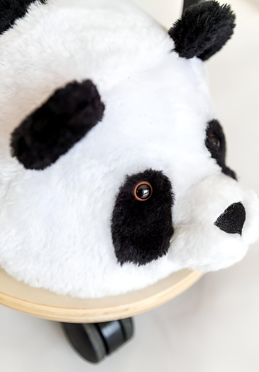 Wheelybug Drewniane zwierzątko do jazdy z wymienną pluszową osłoną, certyfikowana zabawka rozwojowa z certyfikatem bezpieczeństwa, mała (1-3 lata), pluszowa panda