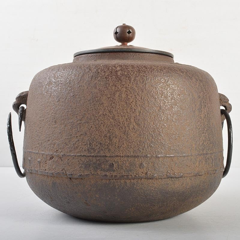 釜師　畠春斎　風露釜　共箱　高さ約34㎝/7.6㌔　東Y8-0402④タルニ Amazon.co.jp: 茶道具 釜師 畠春斎作 岩肌 真形釜 共布 共箱 M R6815F