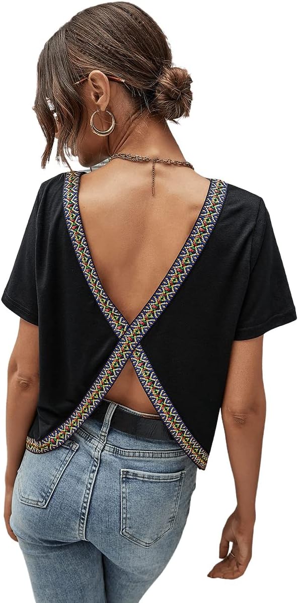 SweatyRocks Women's Contrast Panel V-Cut Back Short Sleeve Tee Shirts Crew Neck Backless T Shirt Casual Summer Top - Image 3