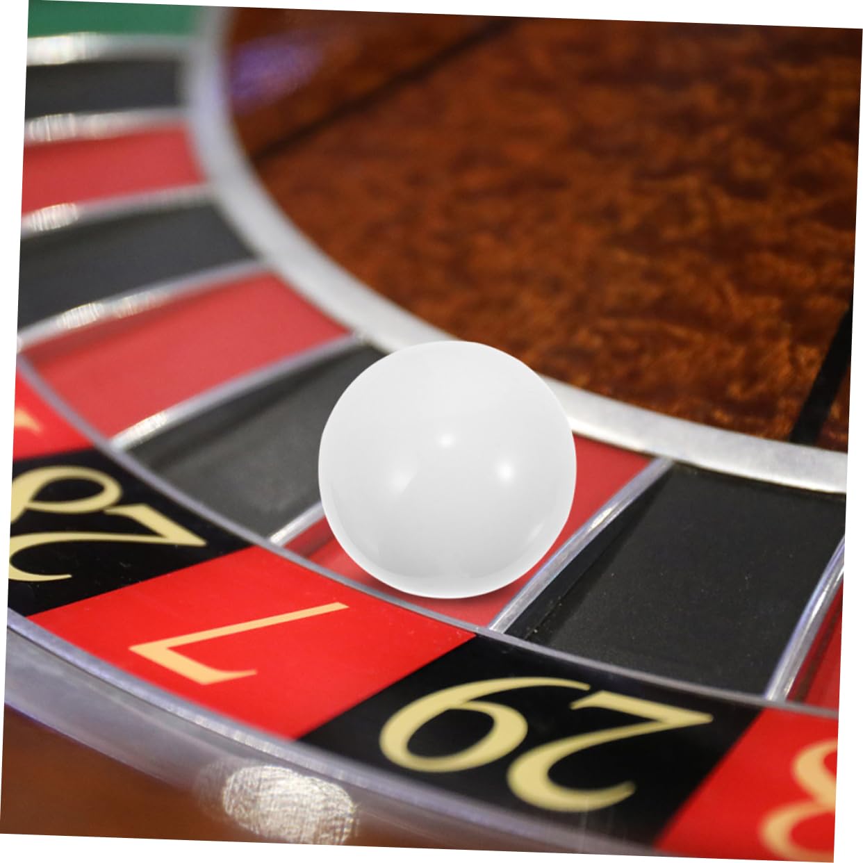KICHOUSE 5pcs Roulette Game Wheel Beads Home Game Beads Acrylic Beads for Roulette Wheel
