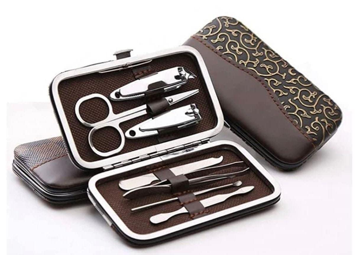 7 Tools Manicure Kit with Storage Box (Multicolour)-picture-35