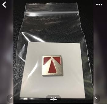 Amazon.co.jp: おラスト1個半沢直樹 東京中央銀行社章バッジ