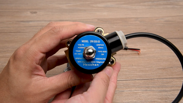 Amazon.co.jp: Heschen 黄銅 電磁弁 2W-200-20 直動式 220 VAC PT3/4