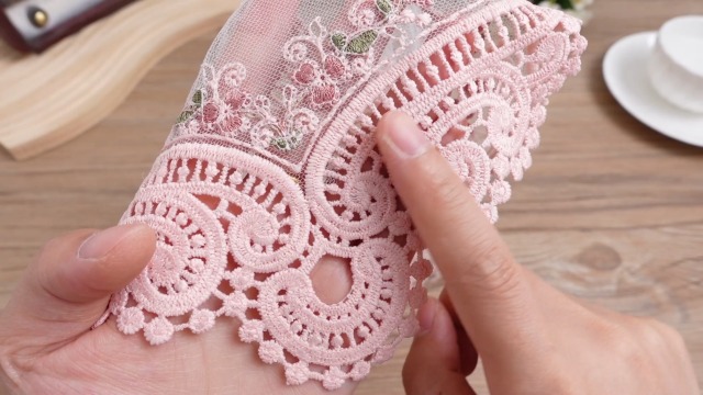 Amazon.com: Mixweer 10 Pcs Pink Retro Lace Placemats Oval