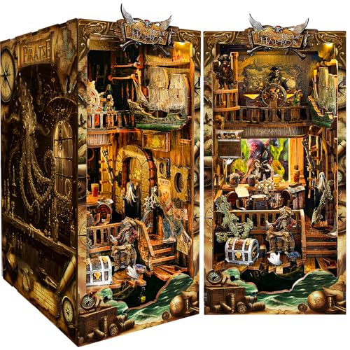 BuzzoXerex DIY Book Nook Kit, Miniatures Nook Bateau Pirate Miniatur Haus Selber Bauen Miniatur Haus Selber Bauen avec Lampes LED, Maquette en Bois a Construire avec Meublé (Nouveau Monde)