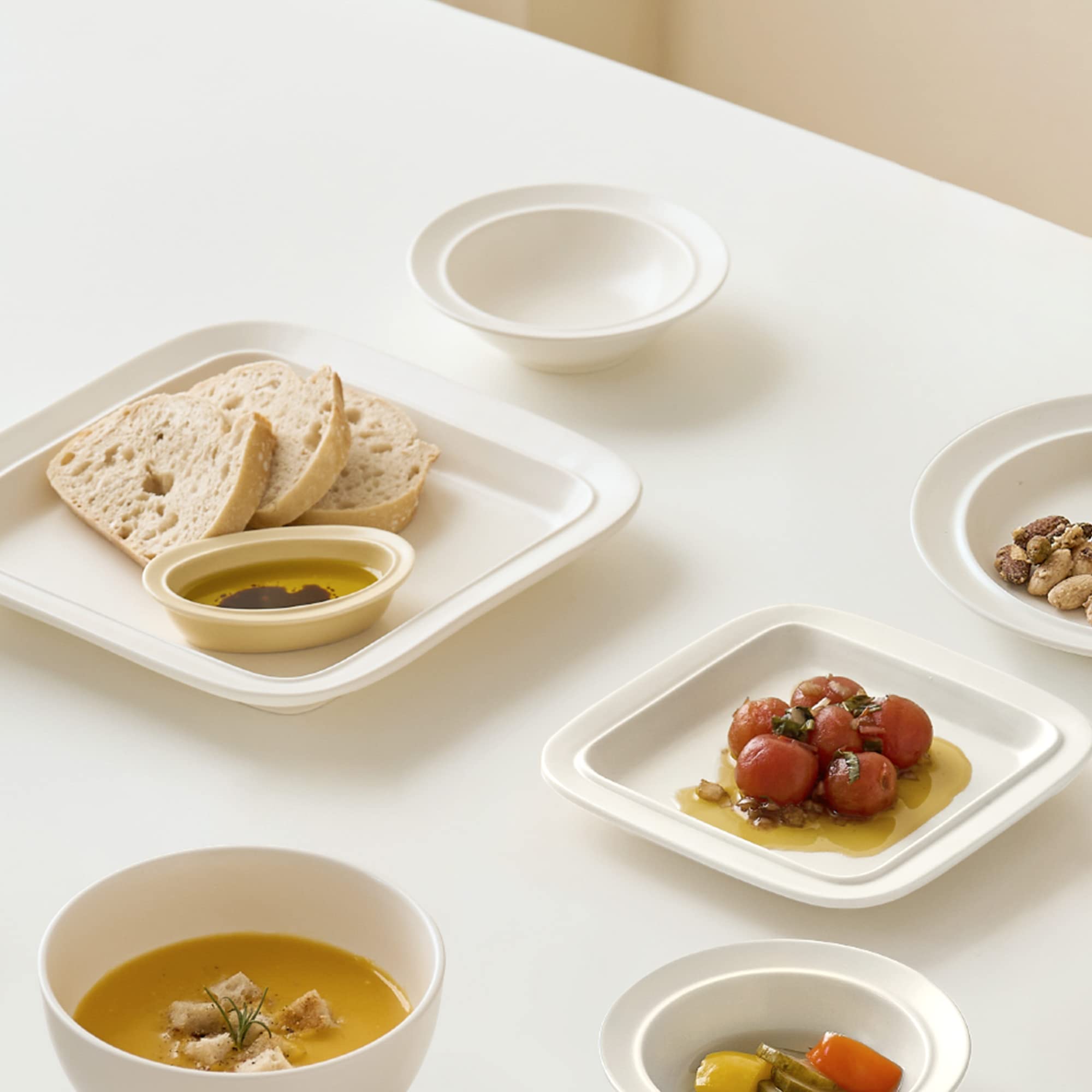 Amazon.co.jp: 【LENANSE】MONDE 2人、4人食器セット 韓国食器 食器