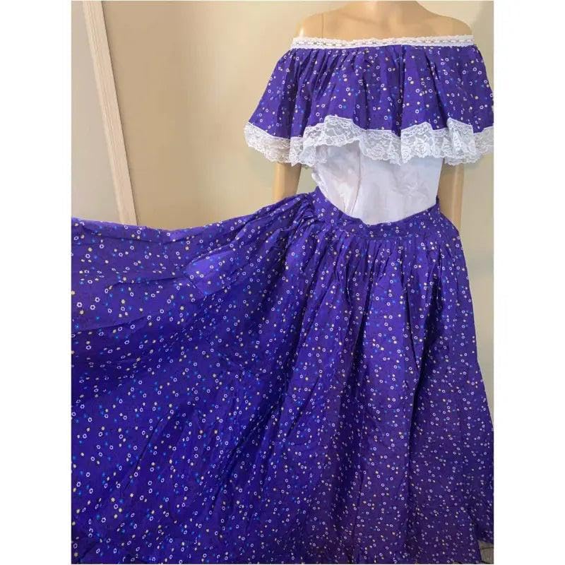 Pollera de Zaraza - Traditional Panamanian Dress (Montuno Style)3