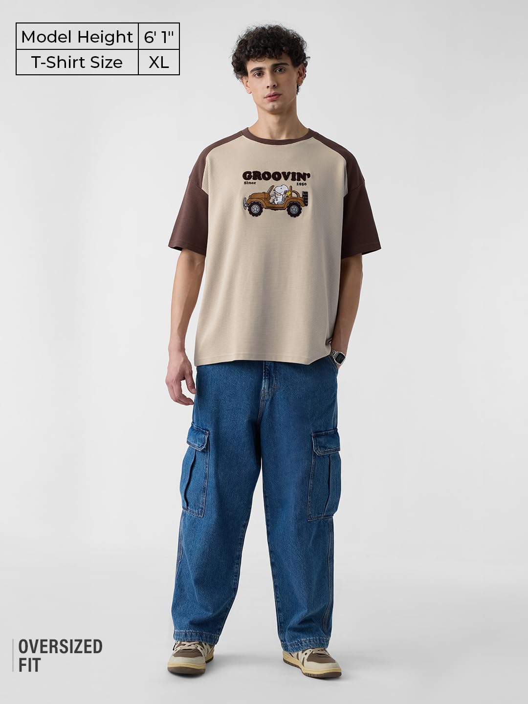 The Souled Store Ottoman: Peanuts Groovin - Camiseta de manga corta para hombre y niño, cuello redondo, algodón bordado marrón, de gran tamaño