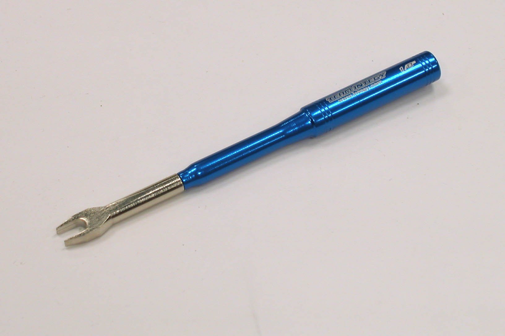 Mini clé 1/8 pour modèle RC : ajustez vos réglages sur piste