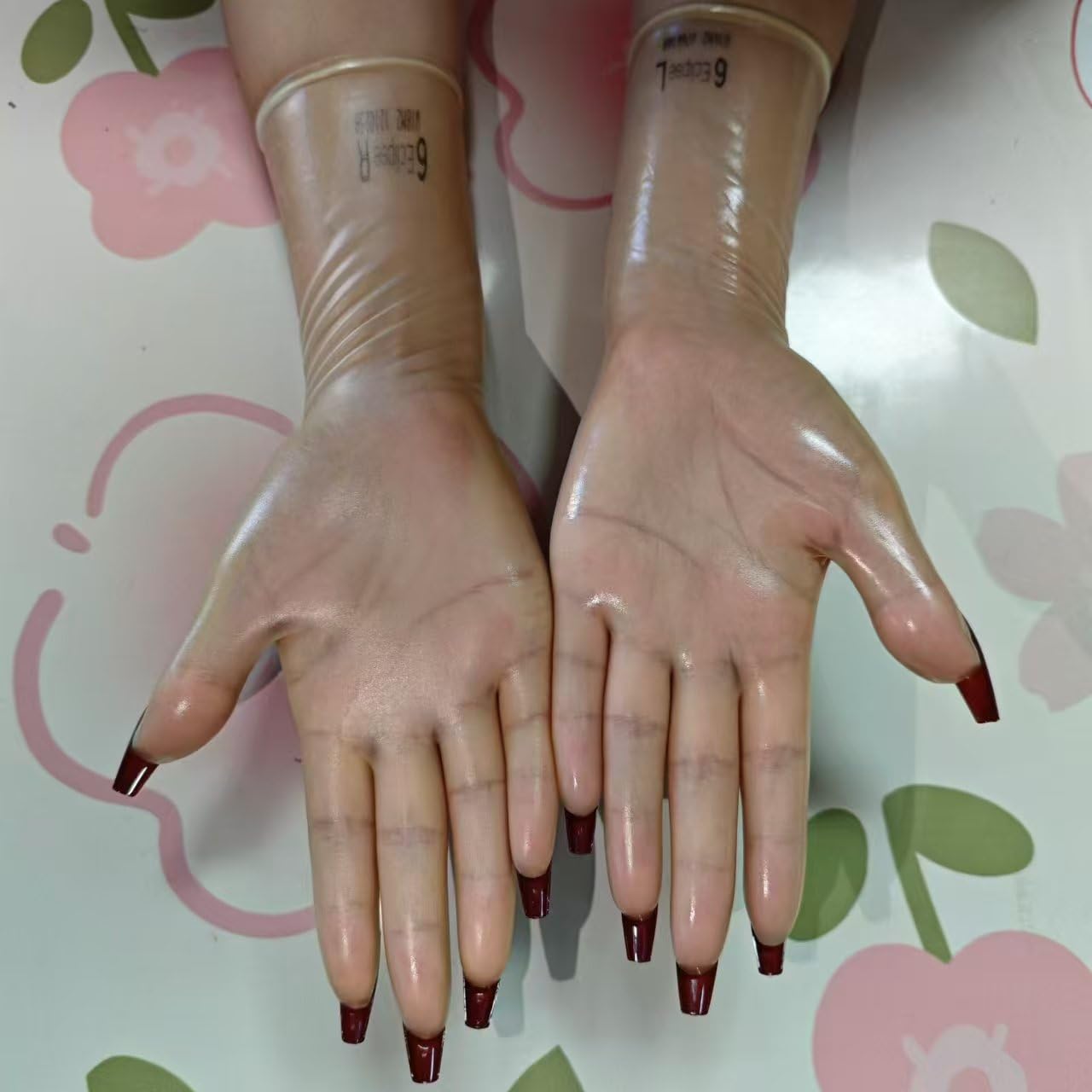 Generisch 0,1 mm Ultra Dünne Transparente Naturlatexhandschuhe mit Nägeln, Fünf Finger, Hohe Elastizität, Weich & Bequem, Unisex für Damen & Herren, Kostümzubehör für Cosplay