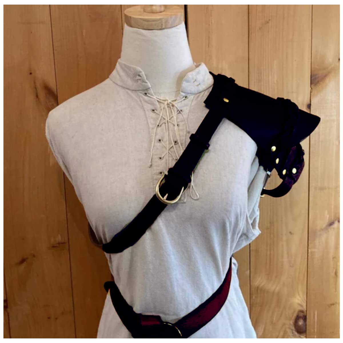 Armatura per Spalle Medievale, Spallacci in Pelle PU retrò Spalline per Rivetti Armatura per Spalle, per Oggetti di Scena per spettacoli teatrali Accessori per Costumi Cosplay, Stile Medievale (n