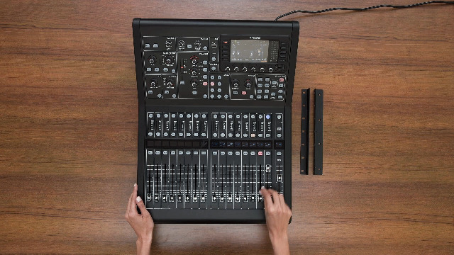 Amazon.com: Midas M32 LIVE Digital Console for Live and Studio