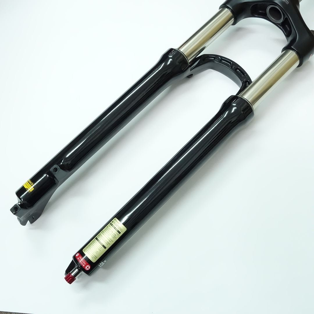 Amazon | SRサンツアーXCR RL空気ばねMTBバイクフォーク29 