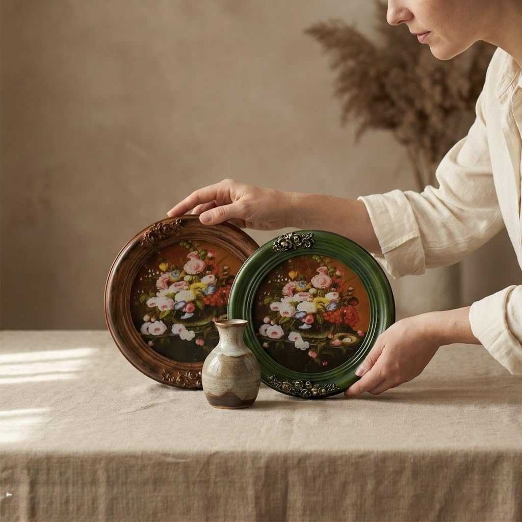 Round Resin Picture Frame with Raised Floral Border for Home Decors