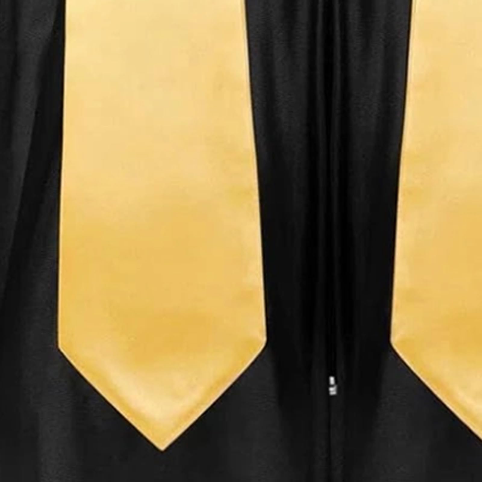 Cappelli e Abiti da Fine Istruzione Abiti per la laurea