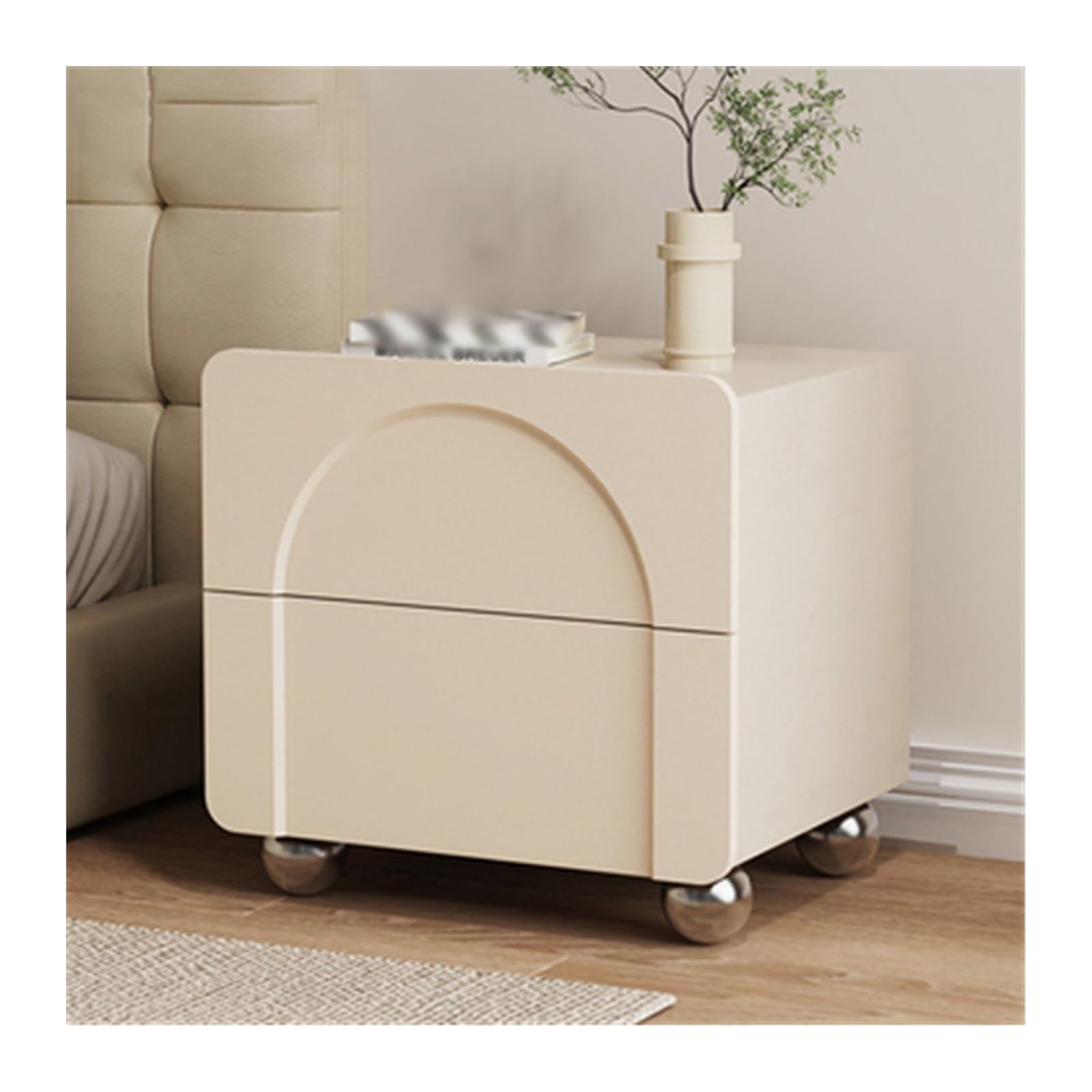Table de chevet en bois pour créer un coin lecture cocooning beige