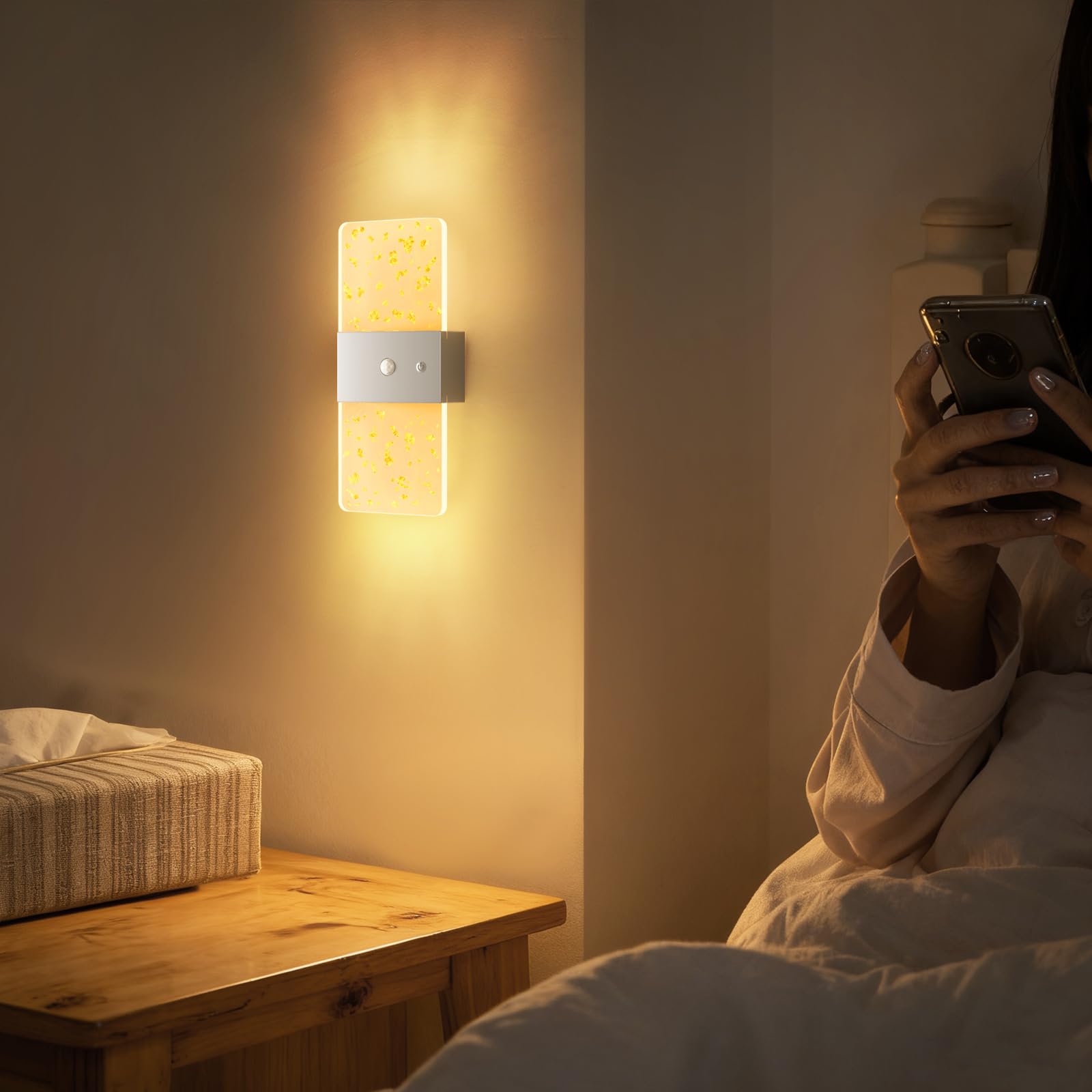 EaEa 2 Stück LED Acryl Wandleuchte mit Bewegungsmelder Innen Akku Wandlampe Ohne Stromanschluss Kabellos Nachttischlampe Touch Dimmbar Aufladbare 2600mAh Magnetische Wandbeleuchtung Ohne Bohren,Gold