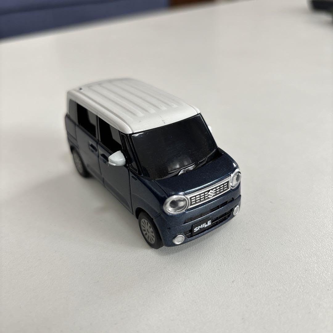 HermanMiller ミニカー 非売品 Amazon.co.jp: 1/24 トヨタ bB 非売品 ミニカー カラーサンプル