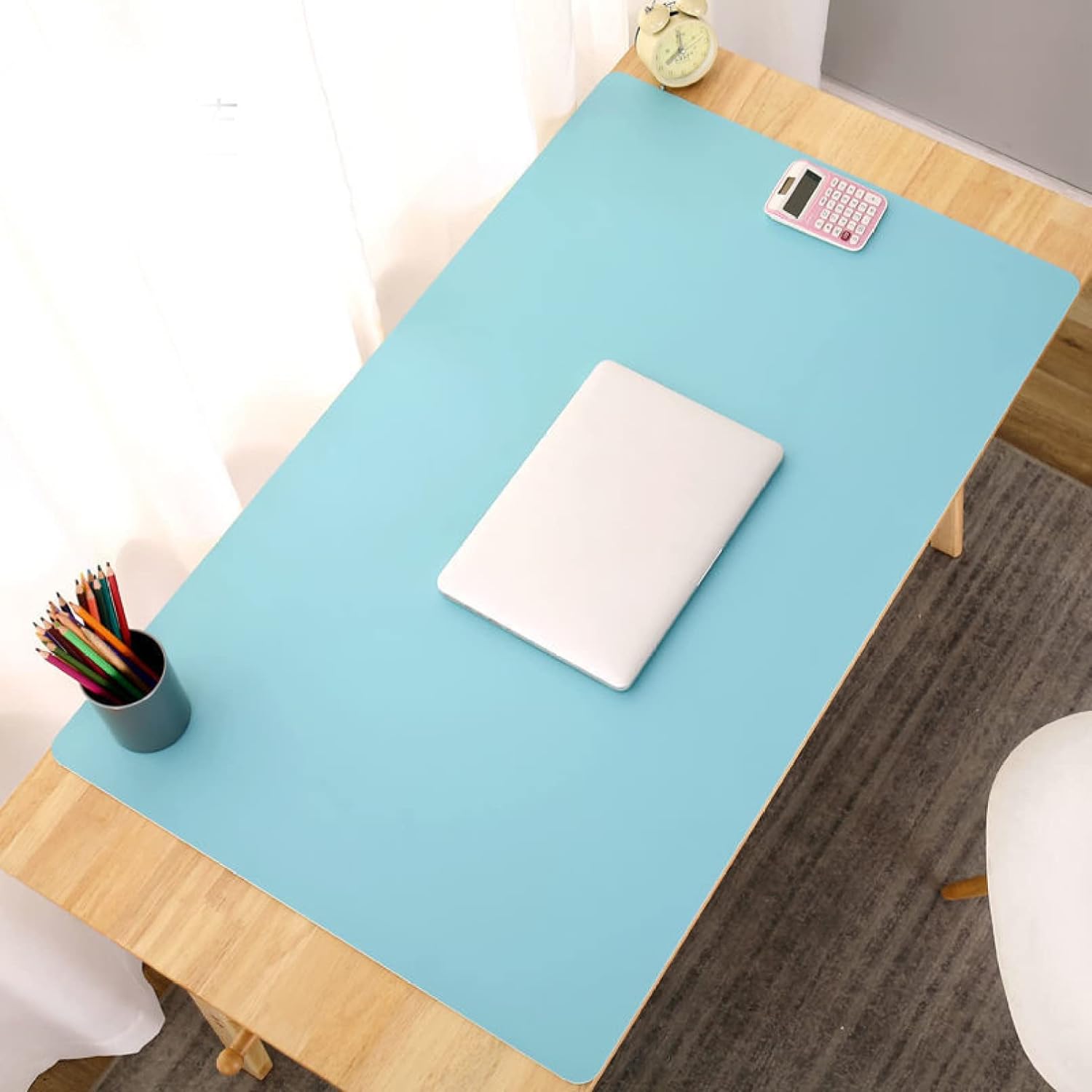 メーカー公式ショップ デスクマット おしゃれ Pvcレザー オフィスデスクマット 携帯便利 可愛い パソコンマット 上品 折り畳み 多用途 テーブル マット 女の子 70x1cm Pc机マット 超薄 業務用 撥水撥油 拭ける 清潔しやすい カラー ノートパソコンマット Www