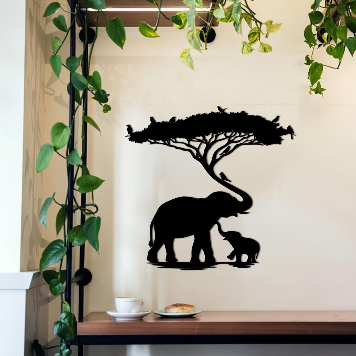 Decoración de pared abstracta contemporánea de metal, escultura Art Déco de madre y bebé elefante: elegante para el hogar moderno, regalo creativo para inauguración de casa, ideal 15.75" x 15.13"