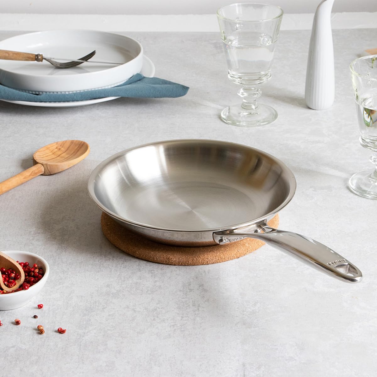 Collection 1826 Poêle Inox CRISTEL D28