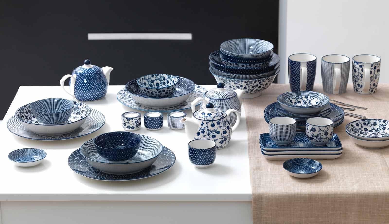 Ritzenhoff & Breker Teebecher-Set Royal Reiko 6-teilig, 150 ml, Kleine Becher für Heißgetränke aus Porzellan, Orientalisches Dekor, Spülmaschinenfest & Mikrowellengeeignet, Blau-Weiß
