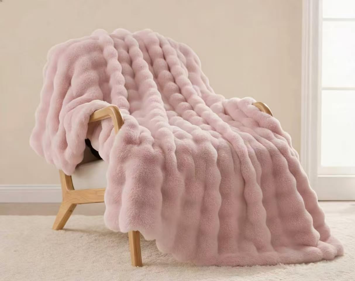 Ghouse Pink Bubble Faux Fur Throw Blanket, 860 GSM Soft Cozy Decorative Throw for Couch Sofa Bed, Air Conditioner & Office Use, Machine Washable Polyester Blanket, 50 x 60 Inches