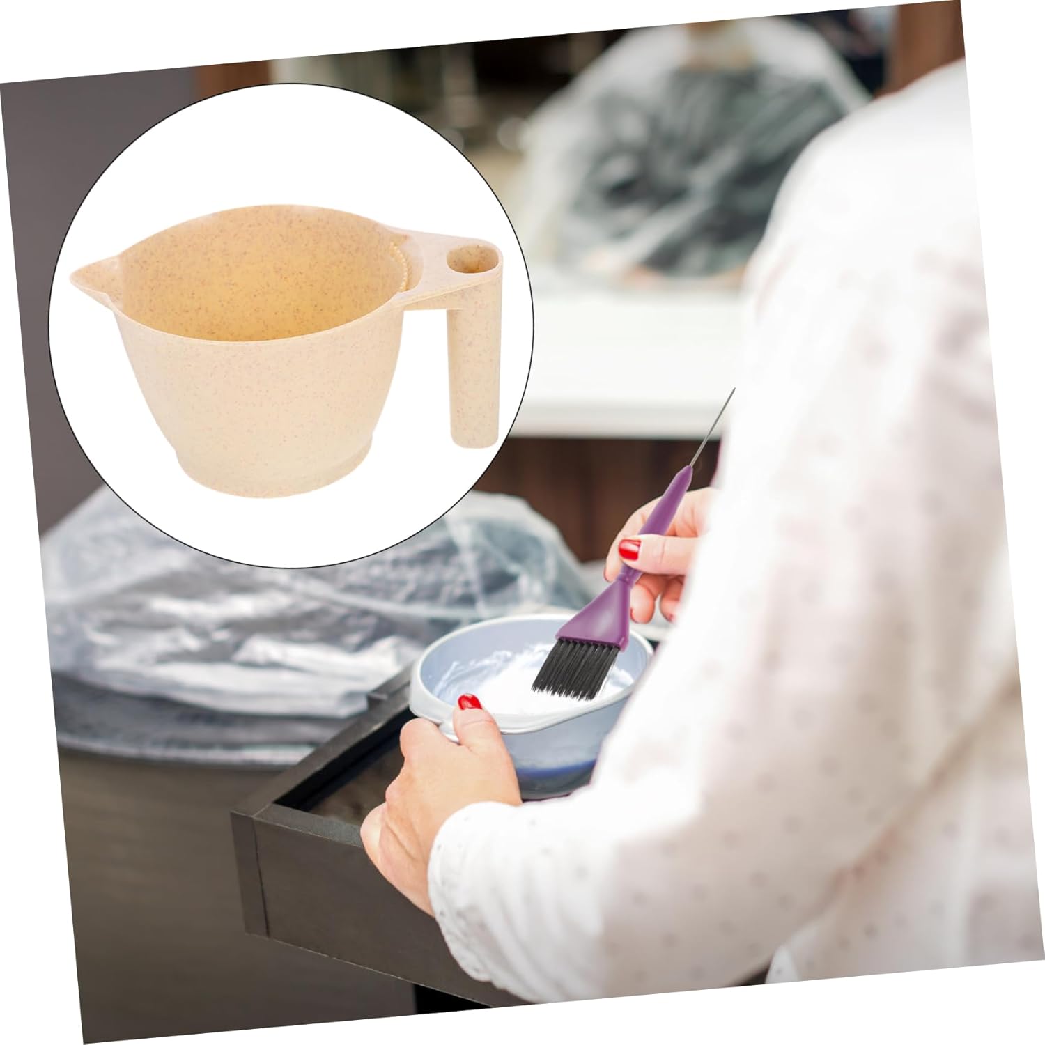 Hair Dye Bowls ，Hair Mixing Bowl Tint Set 2 Pcs White Stylish Design Easy to Clean Pp Material for Home Professional Use